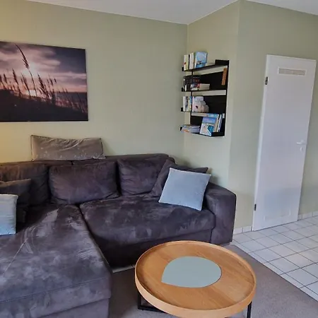 Nr 96 - Uferstraße *