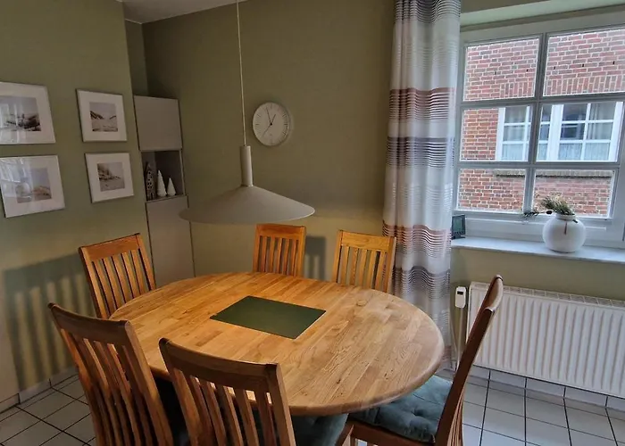 Nr 96 - Uferstrasse Carolinensiel